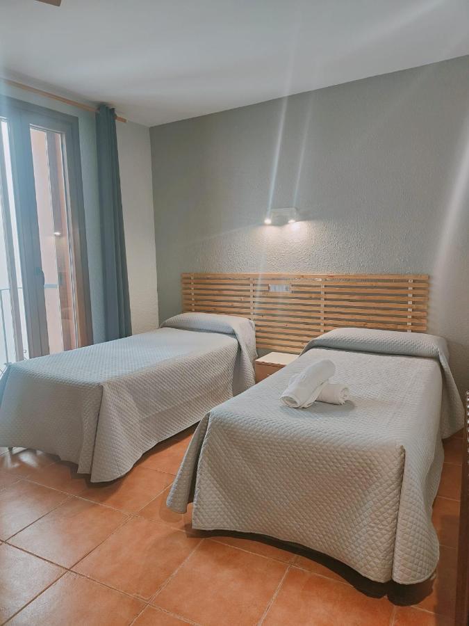 Hotel Acebo Plaza Mayor Jaca Exterior photo